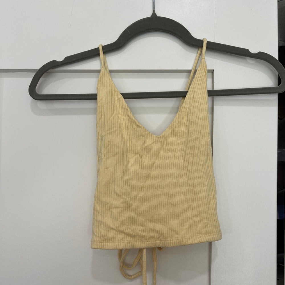 yellow garage tank